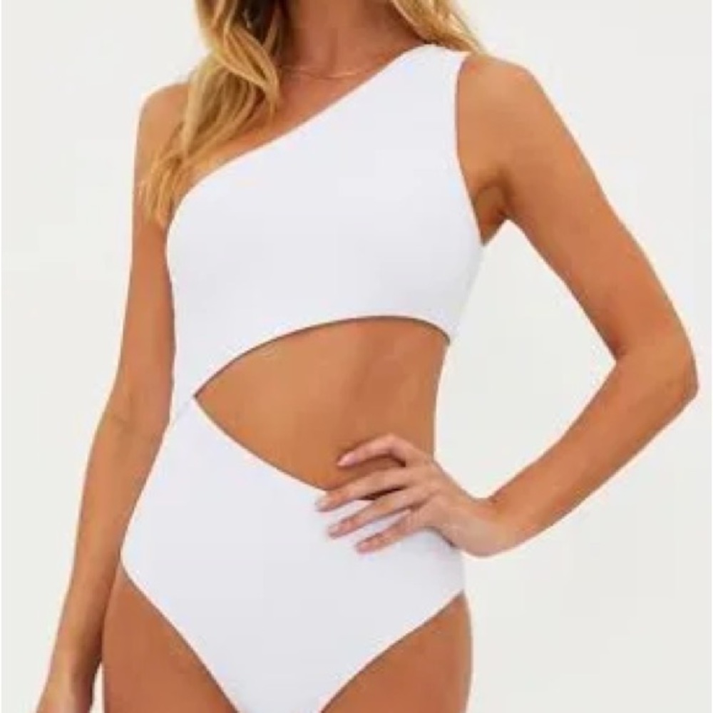 Beach Riot Celine One Piece in White one shoulder size XS